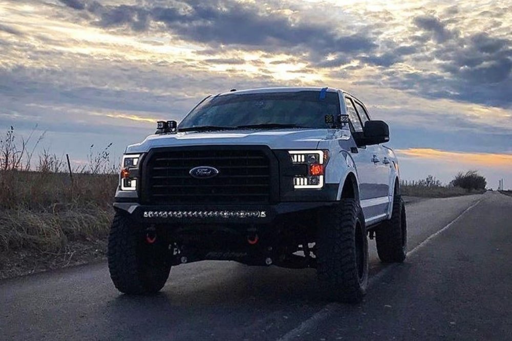 How Do Projector Headlights Work? GoRECON