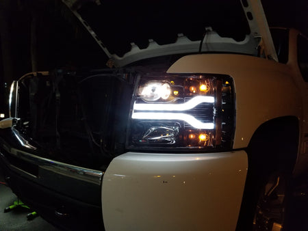Chevy Silverado 07-13 Projector Headlights OLED Halos DRL Smoked/Black