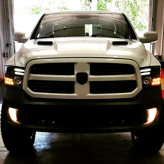 Dodge RAM 1500 14-19 &amp; 2500/3500 15-18 Projector Headlights OLED DRL &amp; LED Signals in Smoked/Black