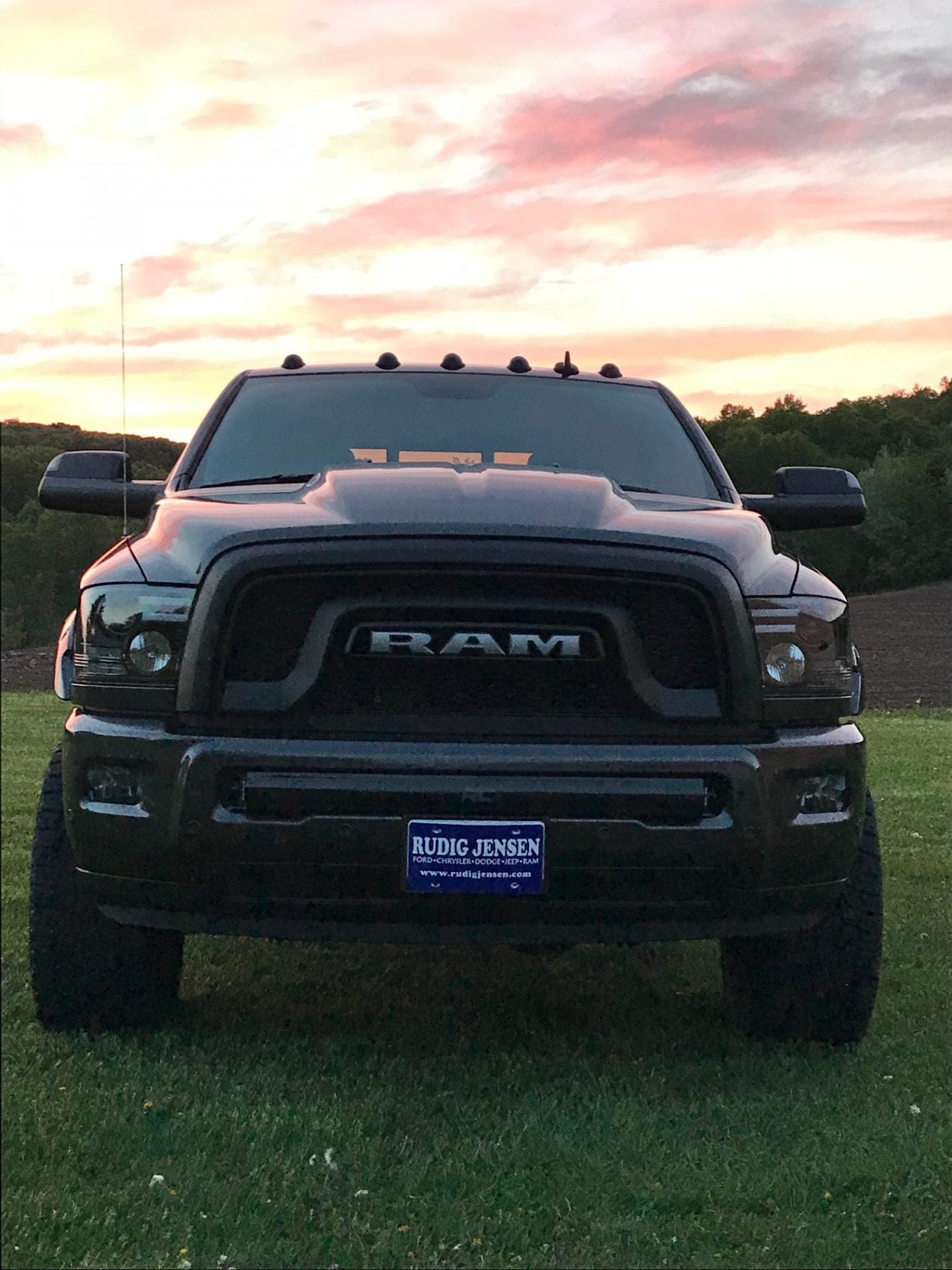 Dodge RAM 1500 14-19 &amp; 2500/3500 15-18 Projector Headlights OLED DRL &amp; LED Signals in Smoked/Black