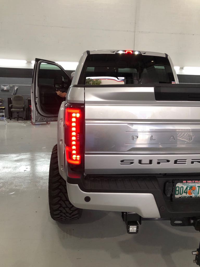 Ford Super Duty F250/350/450/550 17-19 (Replaces OEM LED) Tail Lights OLED in Clear