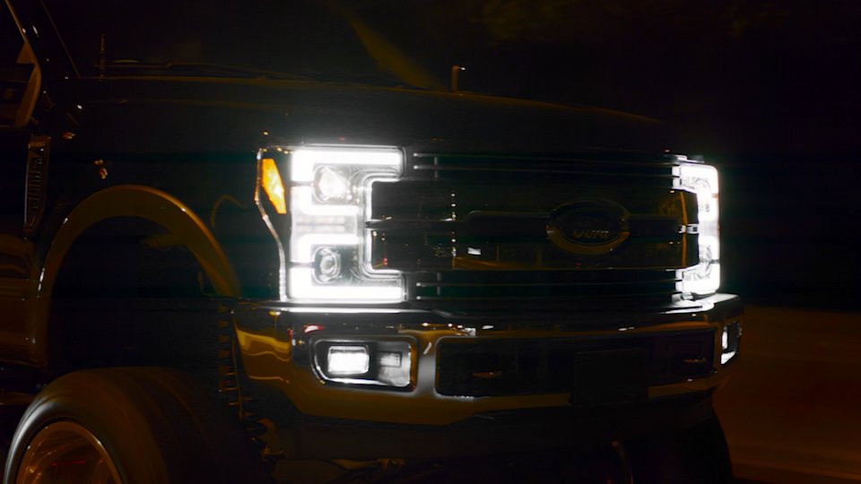Lit Ford Super Duty 17-19 Projector Headlights OLED DRL, LED Turn Signals Smoked