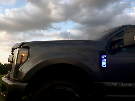 Ford F250 17-19 Illuminated Emblems Black Chrome in Blue 4