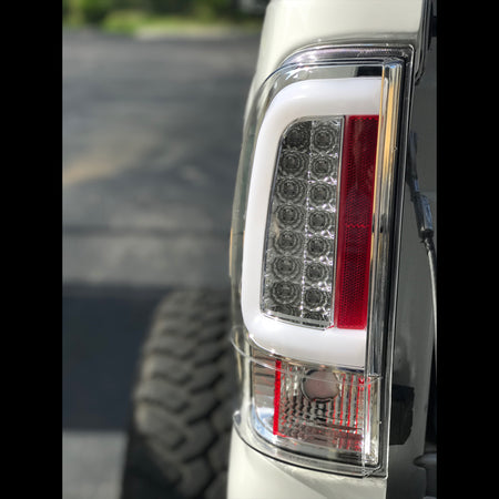 Ford F250HD/350/450/550 08-16 Super Duty Tail Lights OLED in Clear