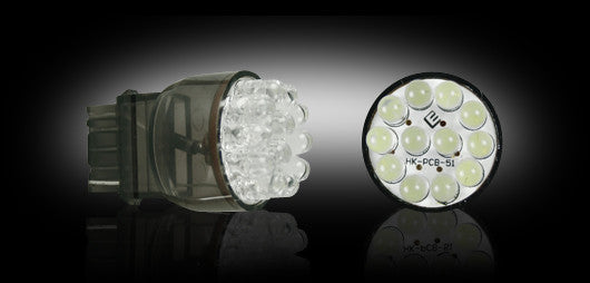3156 (12 L.E.D.s) Unidirectional WHITE L.E.D. Bulb